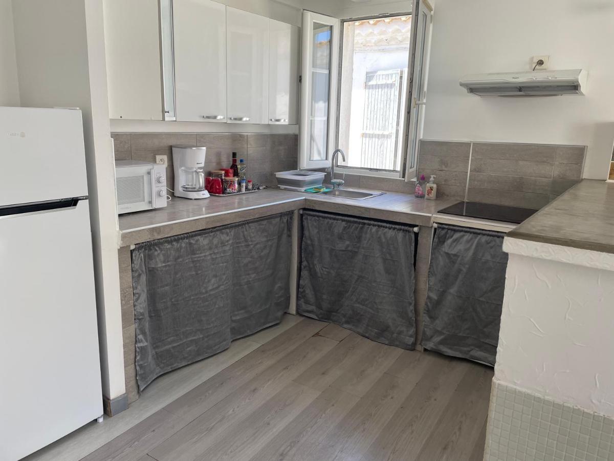 Appartement Des Penitents Saintes-Maries-de-la-Mer Luaran gambar